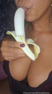 Thalita Francielly no desafio do Tikinho XNXX