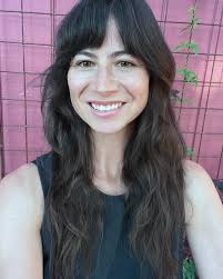 New me calls for new hair ✂️ Thanks to @goodbyehorsegirl for the shaggy  bangs. I am working with styling it as good as you did last week 🙏🏼 Ira  said “mom, you