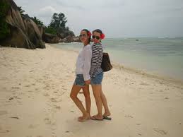 Her birth name is roxana. Seychelles Cu Roxana Voloseniuc Andreea Raicu Flickr