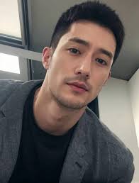 today it's my birthday but always alone 😊