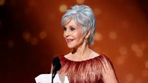 At a press conference for grace and frankie last month, stars jane fonda and lily tomlin told reporters that supporting players martin sheen and sam waterston were being paid the same as they were, and they weren't happy with it. Jane Fonda Gives A Thumbs Up While Receiving Covid 19 Vaccine Connect Fm Local News Radio Dubois Pa