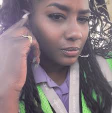 HU Staff: Deja Monet @dejvmonet A 23-year-old model who criticized Vladimir  Putin