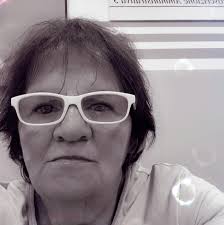 Cosciotti di pollo e patate in friggitrice ad aria