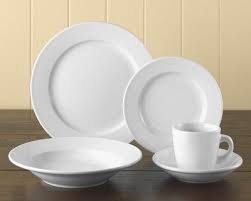 Everyday Restaurant Porcelain Dinnerware Collection Williamssonoma Porcelain Dinnerware White Dinnerware Traditional Dinnerware