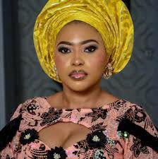 Chocolate Wheel! 🛞 For everyone who wishes to ride with taste.  #amauryguichon #chocolate