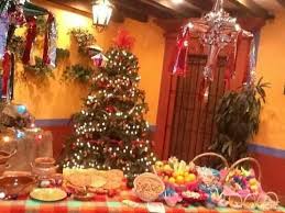 66237a2f3ebf369a827bd88d812a4864 Jpg 554 415 Pixels Mexican Christmas Decorations Mexican Christmas Mexico Christmas