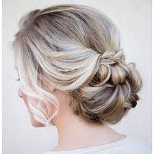 Elegant Hairstyle Loose Chignon Hairdos Hair Styles Long Hair Styles Wedding Hair And Makeup