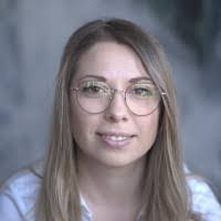 Tina Arndt's Instagram, Twitter & Facebook