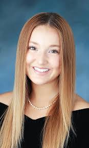 Elizabeth Steckler's Instagram, Twitter & Facebook