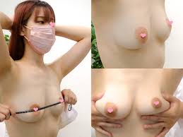 超美巨乳】Eカップ美女触診。左右で大きさの違った乳房を揉みしだくセクハラ医師【流出】 - devil999.com - 盗撮・のぞき