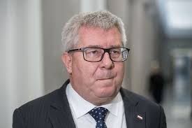 Check spelling or type a new query. Ryszard Czarnecki Zaszczepie Sie Przeciwko Koronawirusowi Wydarzenia W Interia Pl
