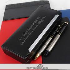 Isme Ozel Besmele Kabartma Kalem Seti Hediyepaketim Com Babalar Gunu Hediyeleri Kaleler Hediyeler