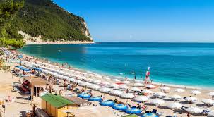 Hotel di charme a numana prenota la tua vacanza indimenticabile a numana nella riviera del conero. Sirolo Numana E Marcelli Le Perle Dell Adriatico