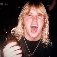 Harry Tong's Instagram, Twitter & Facebook