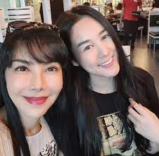 ปมซุ่มท้องเป็นคุณแม่เลี้ยงเดี่ยวจนคลอดลูก ยอมรับแบบตรงๆ เป็นลูกของเธอจริง ลั่นไม่ใช่ท้องไม่มีพ่อ แจง. 9keqg8rc6xlgfm