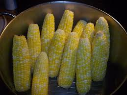 Put 2 Of Salted Water In Bottom Of Pot Big Enough To Hold Corn Place Steamer In Bottom Of Pan Put Husked Corn In The P Steam Corn Corn On Cob