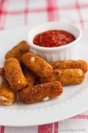 Homemade Mozzarella Sticks Http Laurassweetspot Com Recipes Appetizer Recipes Cooking
