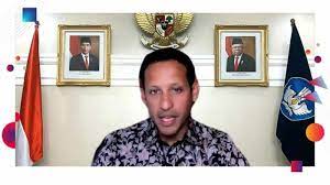 In 2010, he founded gojek, indonesia's first startup valued over us$10 billion. Jokowi Reshuffle Kabinet Hari Ini Termasuk Nadiem Makarim Apa Saja Yang Akan Berubah Uss Feed