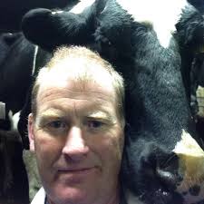 Last Thursday was a sad day for the Dairy with the Nicolson family at Noss  Farm deciding to "retire" from Dairy Farming. (But will still be farming  all sorts of other animals!)