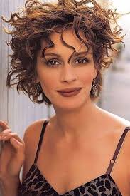 Julia Roberts Curly Short Hair Celebrity Hairstyles Julia Roberts Hair Curly Hair Styles Celebrity Short Hair