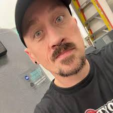 What replacement tire is recommended for KIA EV6 to last at least 30k miles?