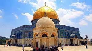 صورة من ساحات المسجد الأقصى المبارك taj mahal landmarks building