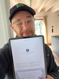 Dennis Bruno's Instagram, Twitter & Facebook