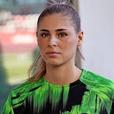 VfL-Nationalspielerin Jule Brand: „Plötzlich habe ich gemerkt, dass ich was  zu verlieren habe“