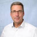 Lisa Burton ... Hans-Peter Busson auf xing.com