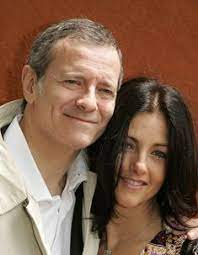 Le personnage lui colle à la peau, mais cela ne l'empêche pas d'alterner avec des apparitions au cinéma, comme dans. 12 Idees De Commissaire Moulin Commissaire Moulin Actrice Actrice Francaise