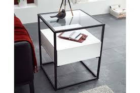 Ll découvrez nos canapés d'angle commandez en ligne sur maisons du monde livraison gratuite en boutique retours gratuits 14 jours. Table Bout De Canape Blanche Et Verre Pour Salon