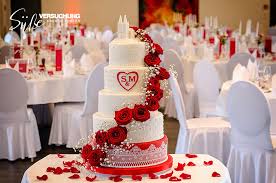 Die rote hochzeit (im original: Hochzeit In Rot Weiss Susse Versuchung
