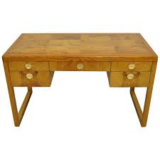 The oslo burl wood veneer collection features luxurious maple burl wood veneer. Mid Century Modern Burl Wood Desk By Sligh Furniture At 1stdibs