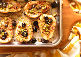 Smola a hrušky posielajú darček všetkým maturantom kapela smola a hrušky sa po viac ako pätnástich rokoch vrátila k svojmu veľkému hitu matura, ktorá bola v tom čase najhranejšou skladbou. Pecene Hrusky Jana Dell Plotnarkova