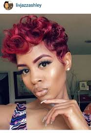 She's killing this red color.Gorgeous♡Curls