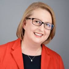 Angela Garry (@angelagarryuk)