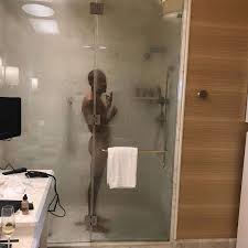 Ashlee Simpson Shares Naked Photo of Evan Ross in Birthday Tribute