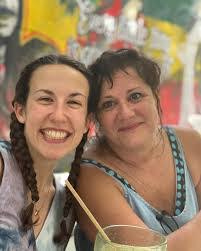 Linda Rarick's Instagram, Twitter & Facebook