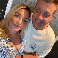 We are getting lost of posts regarding uniform. Yellow And Blue are  collecting and giving out uniform. Alternatively please post below any  uniform that you are giving away so people can contact