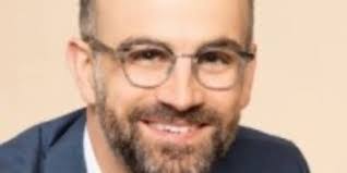 Daniel Barron's Instagram, Twitter & Facebook