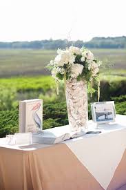 Pin By Leys Bostrom On Wedding Flower Bouquets Flower Bouquet Wedding Wedding Flowers Table Decorations