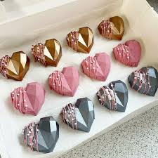 Chocolat Desserts Bonbons Coeurs En Chocolat Chocolat De Luxe Fraises Enrobees De Chocolat