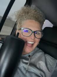 Sounds like the radio! #nashville #pinkboots #radio #ClickTheLink Click the  link⬇️⬇️ https://www.tiktok.com/@amandatillery0?_r=1&_t=ZT-91yUCAFBL9q