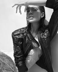 Lena Anderson : la classe de Dallas – La Voix du X