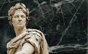 Caius iulius caesar iv à sa naissance, imperator iulius caesar divus après sa mort), aussi appelé simplement césar, est un général, homme d'état et écrivain romain, né le 12 ou le 13 juillet 100 av. 12 Juillet 100 Av J C Naissance De Jules Cesar Revue Des Deux Mondes