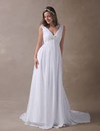 Eine andere option sind bodenlange blumenmädchenkleider. Chiffon Und Satin Etui Brautkleid Mit V Ausschnitt Und Perlen Bestickt In Weiss Milanoo Com