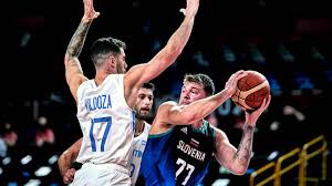 El santiagueño gabriel deck estuvo en cancha 26:35 y anotó 17 puntos. Mquoonvlq Tulm