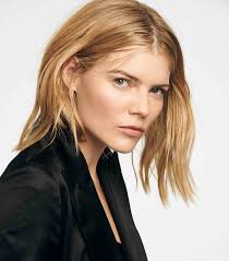 Emma Greenwell's Rules for Buying Dresses and Swimwear