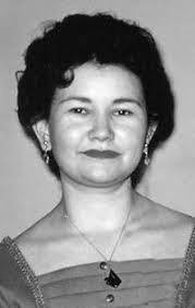 Corina East's Instagram, Twitter & Facebook