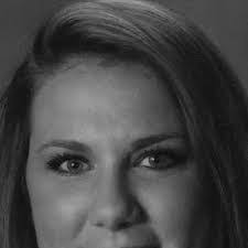 Janell Smith's Instagram, Twitter & Facebook